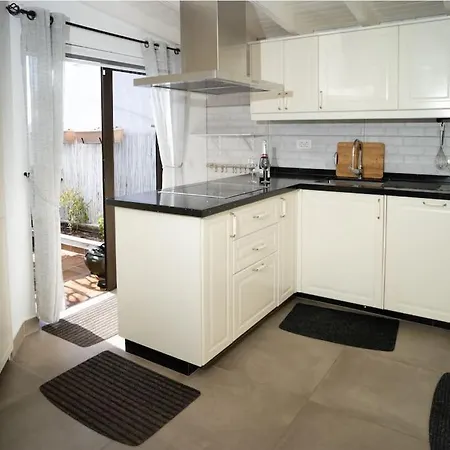 Delfin Bambi Gigantes Apartment *