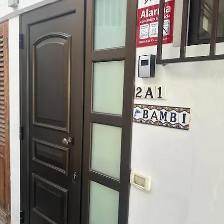 Delfin Bambi Gigantes 산티아고 델 테데